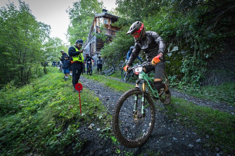 En piste au Tarentaise Enduro 2026 à Sainte-Foy, photo 015