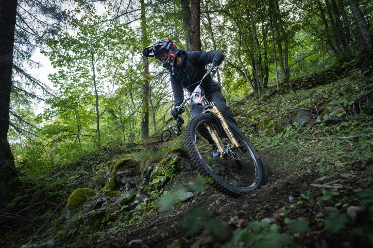 En piste au Tarentaise Enduro 2026 à Sainte-Foy, photo 019
