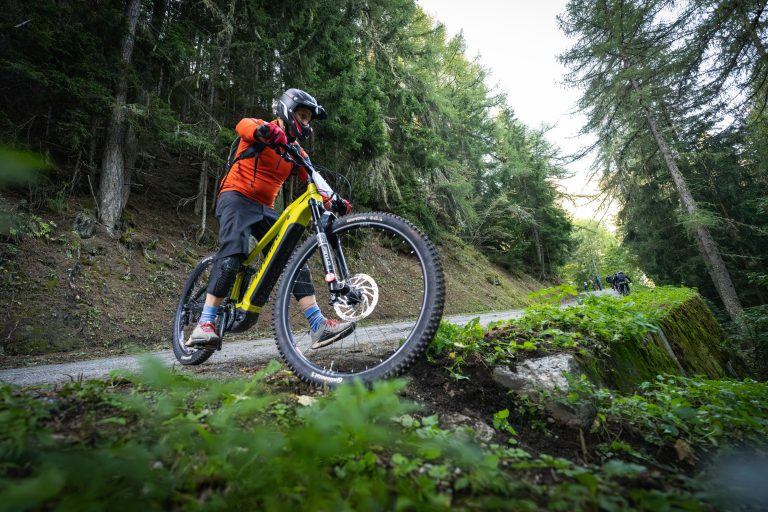 En piste au Tarentaise Enduro 2026 à Sainte-Foy, photo 024