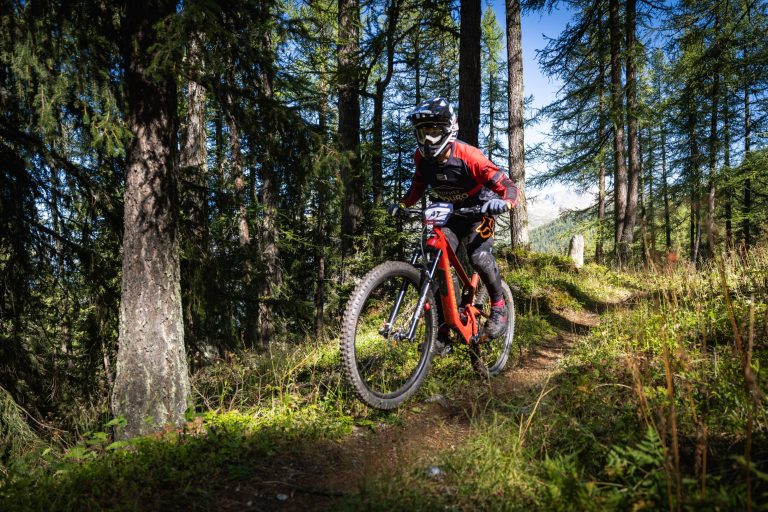 En piste au Tarentaise Enduro 2026 à Sainte-Foy, photo 031