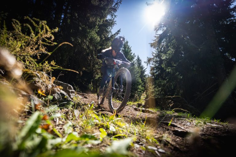 En piste au Tarentaise Enduro 2026 à Sainte-Foy, photo 035