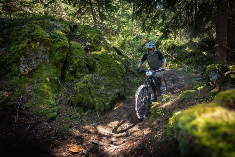 En piste au Tarentaise Enduro 2026 à Sainte-Foy, photo 042