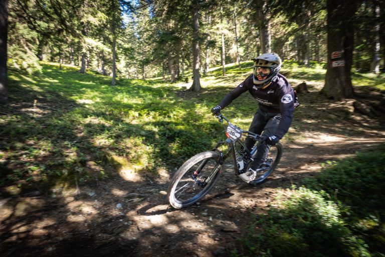 En piste au Tarentaise Enduro 2026 à Sainte-Foy, photo 057