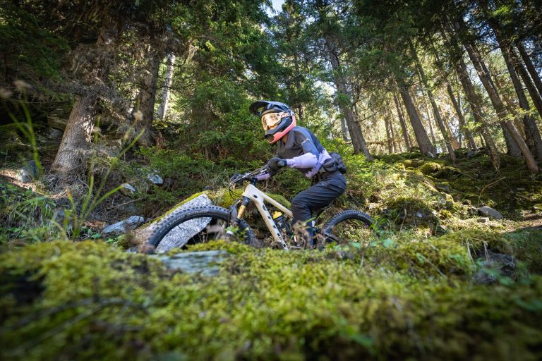 En piste au Tarentaise Enduro 2026 à Sainte-Foy, photo 059