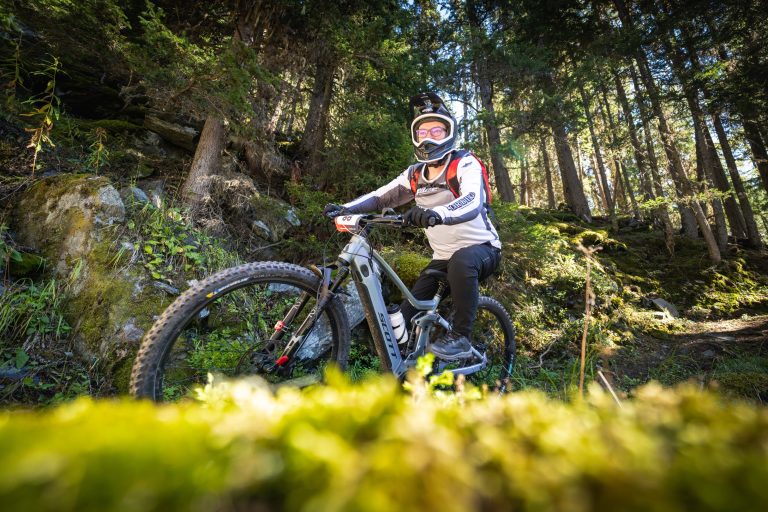 En piste au Tarentaise Enduro 2026 à Sainte-Foy, photo 064