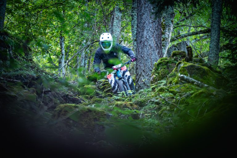 En piste au Tarentaise Enduro 2026 à Sainte-Foy, photo 089