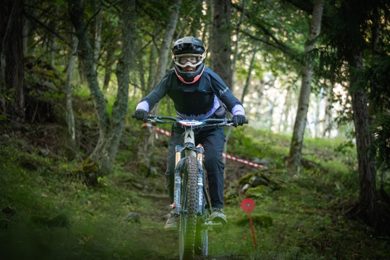 En piste au Tarentaise Enduro 2026 à Sainte-Foy, photo 094