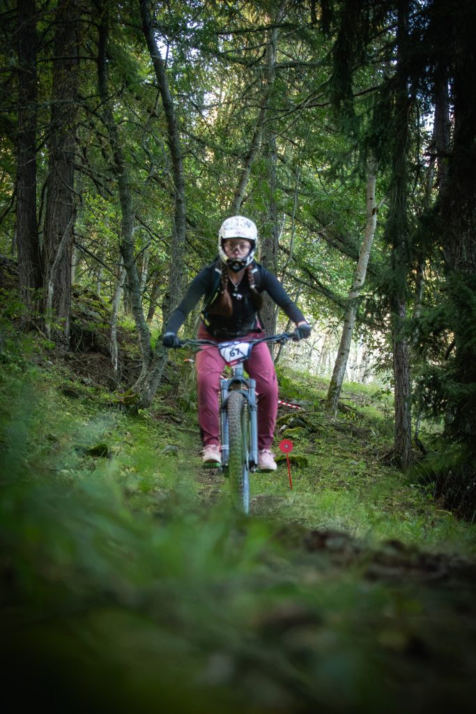 En piste au Tarentaise Enduro 2026 à Sainte-Foy, photo 095