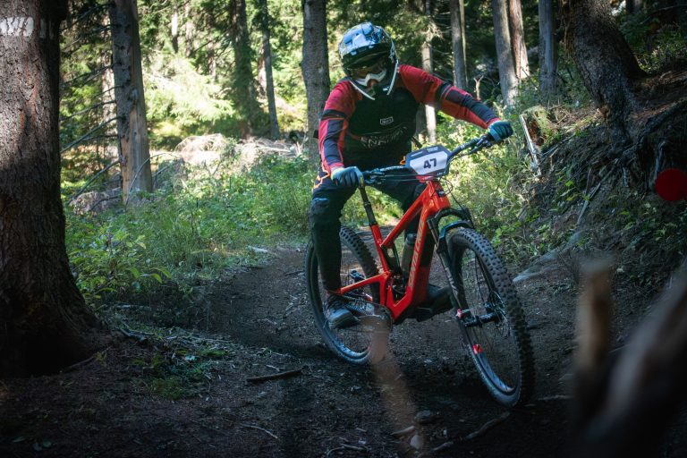 En piste au Tarentaise Enduro 2026 à Sainte-Foy, photo 101