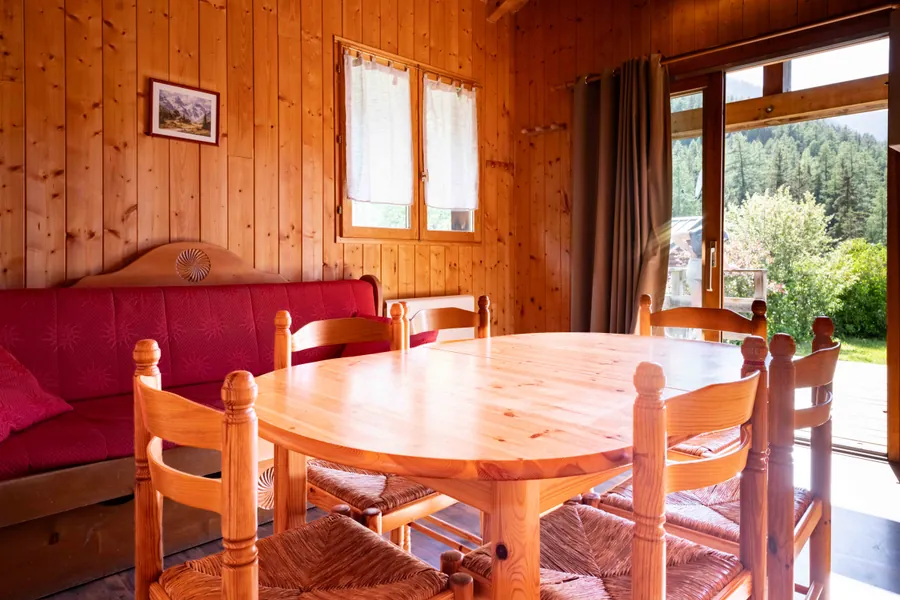 Espace de vie dans un hébergement à Peisey-Nancroix