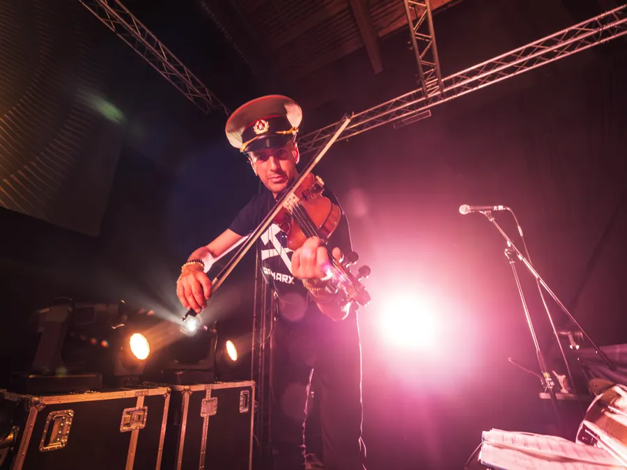 Un musicien au plus près du public