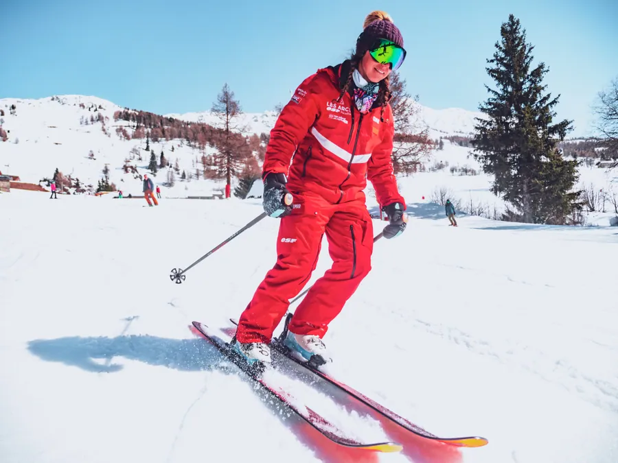 Un virage à ski photographié au plus près
