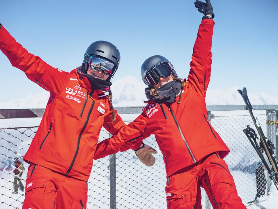 Un moment de complicité au sommet de l’Aiguille Rouge