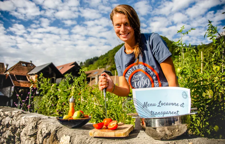 Portrait au jardin autour des produits de saison