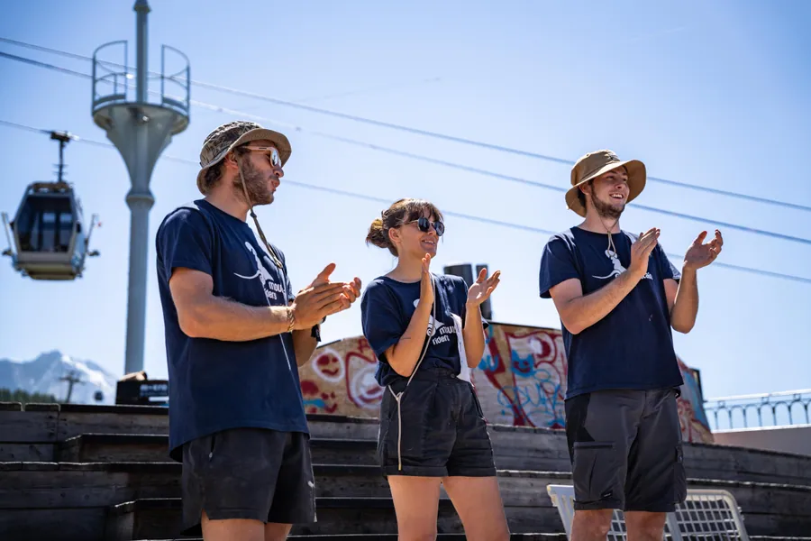 Un échange avec les participants du Waste Tour
