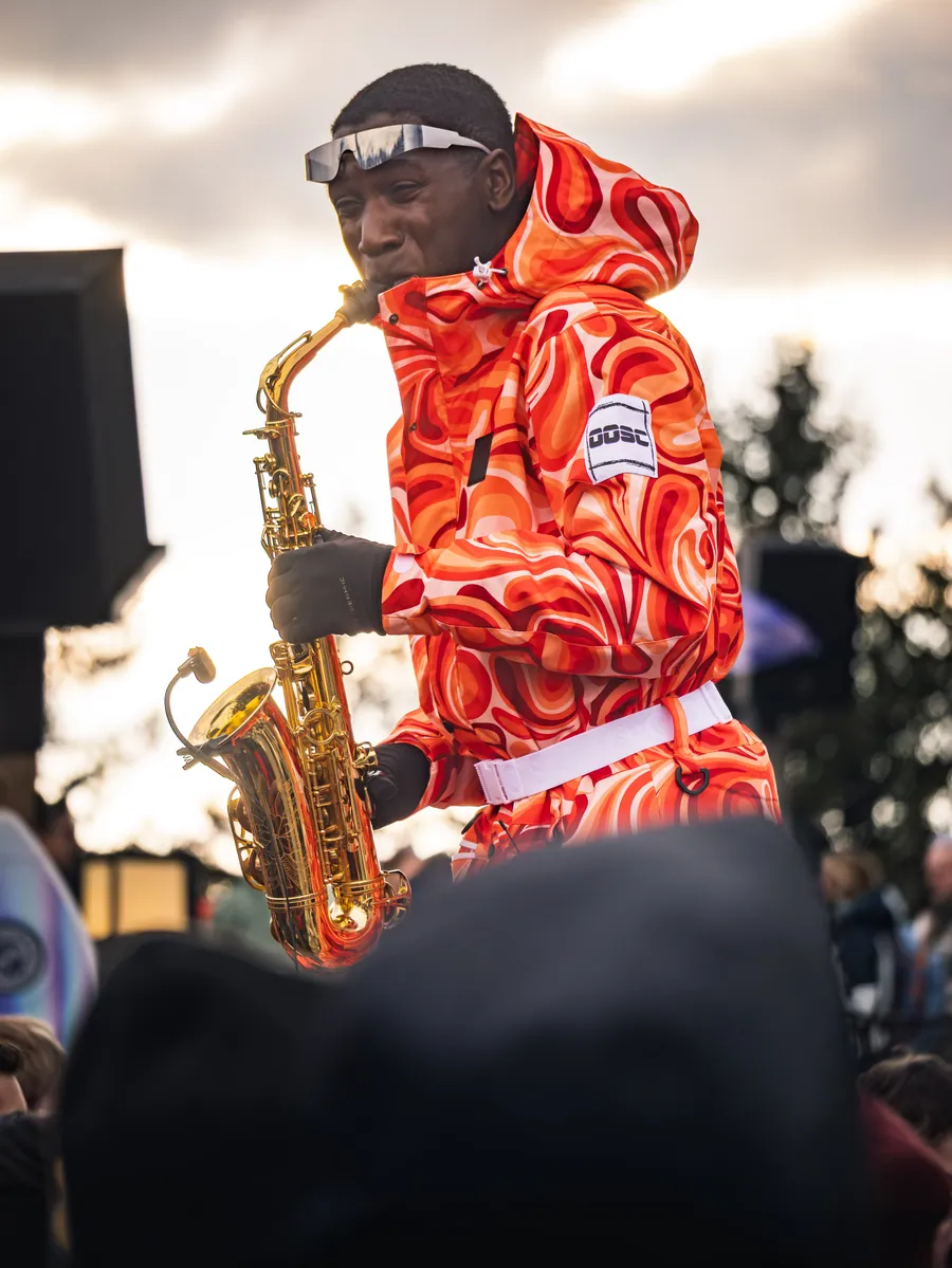 Saxophoniste pendant le show